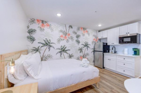 In Living Coral Studio Apartment